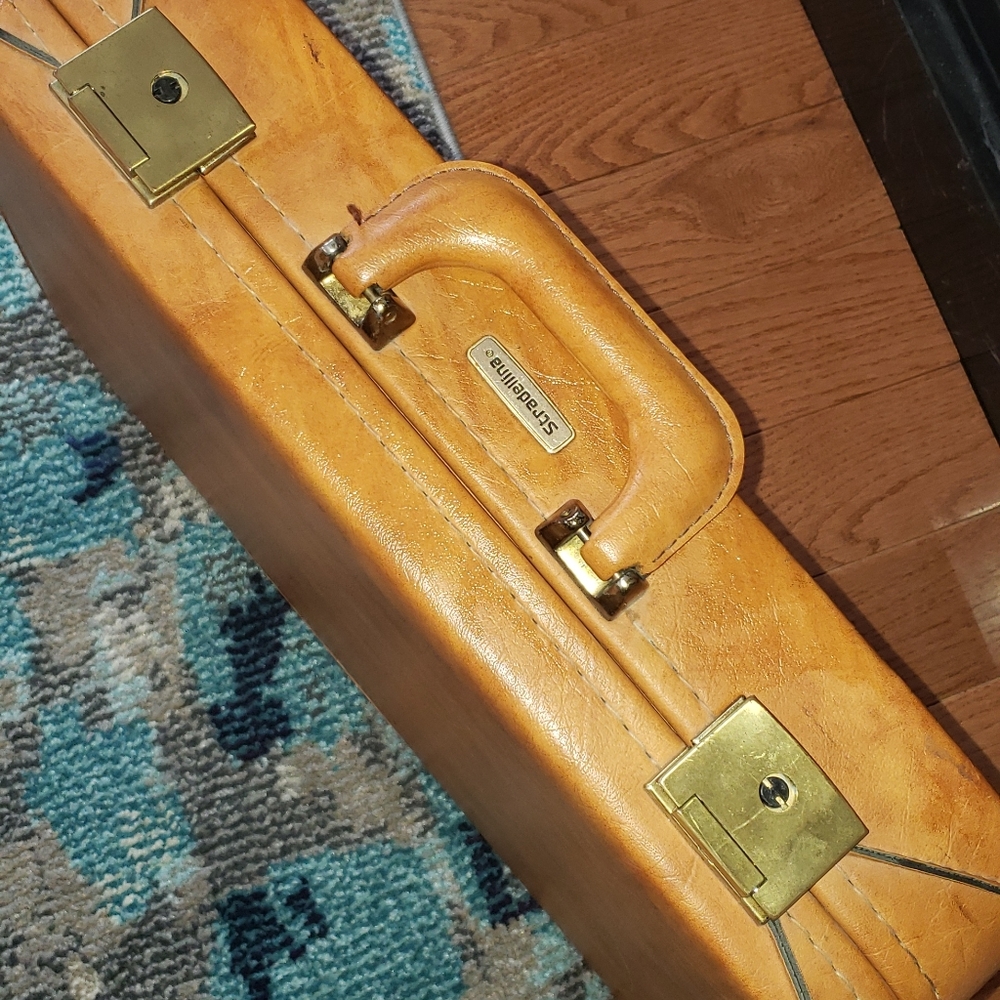 Stradellina Leather Briefcase - Picture 9 of 10